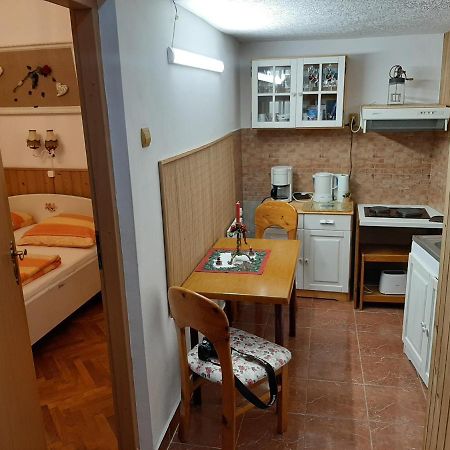 Ferienwohnung Ducville 1 Brașov Exterior foto